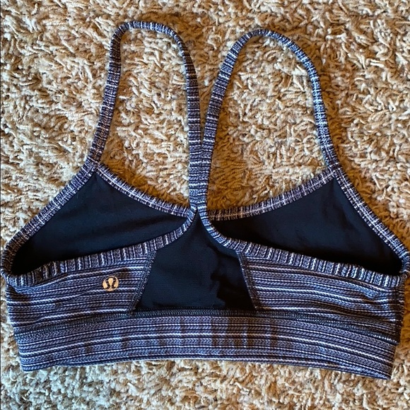 Lululemon flow y bra - Picture 2 of 3